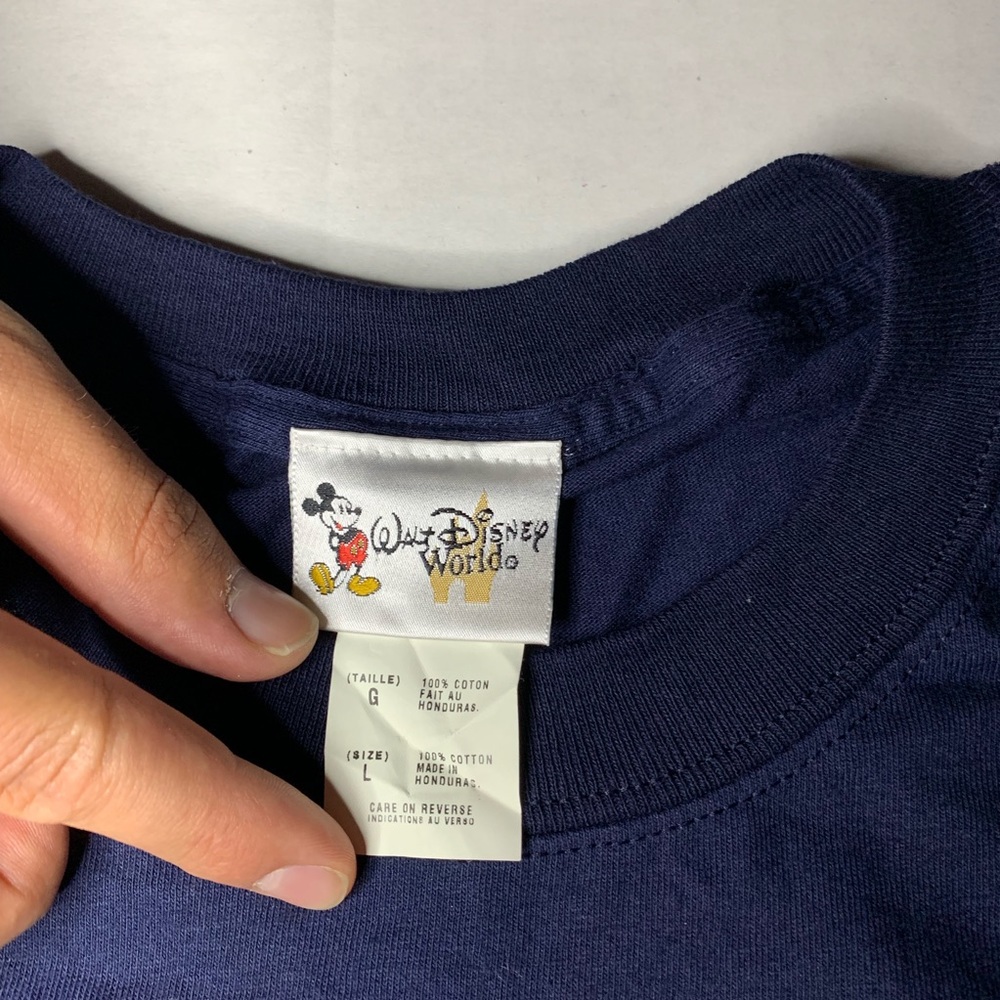 Walt Disney world T-shirt - Picture 2 of 3